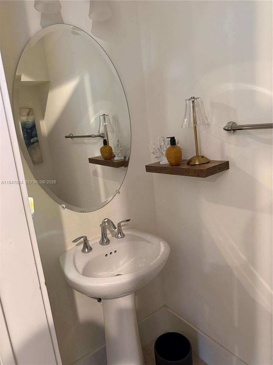 918 17th Way, Fort Lauderdale, FL 33304 | Picture 8