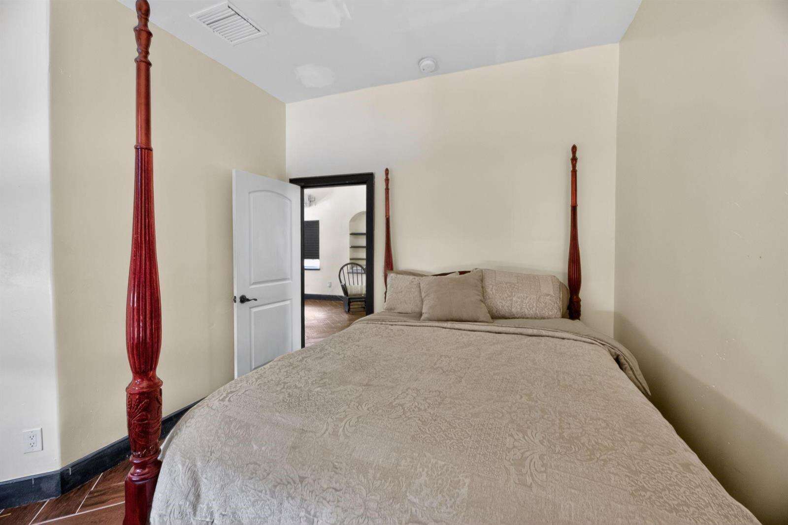 1934 Washington, Hollywood, FL 33020 - For Sale photo 17