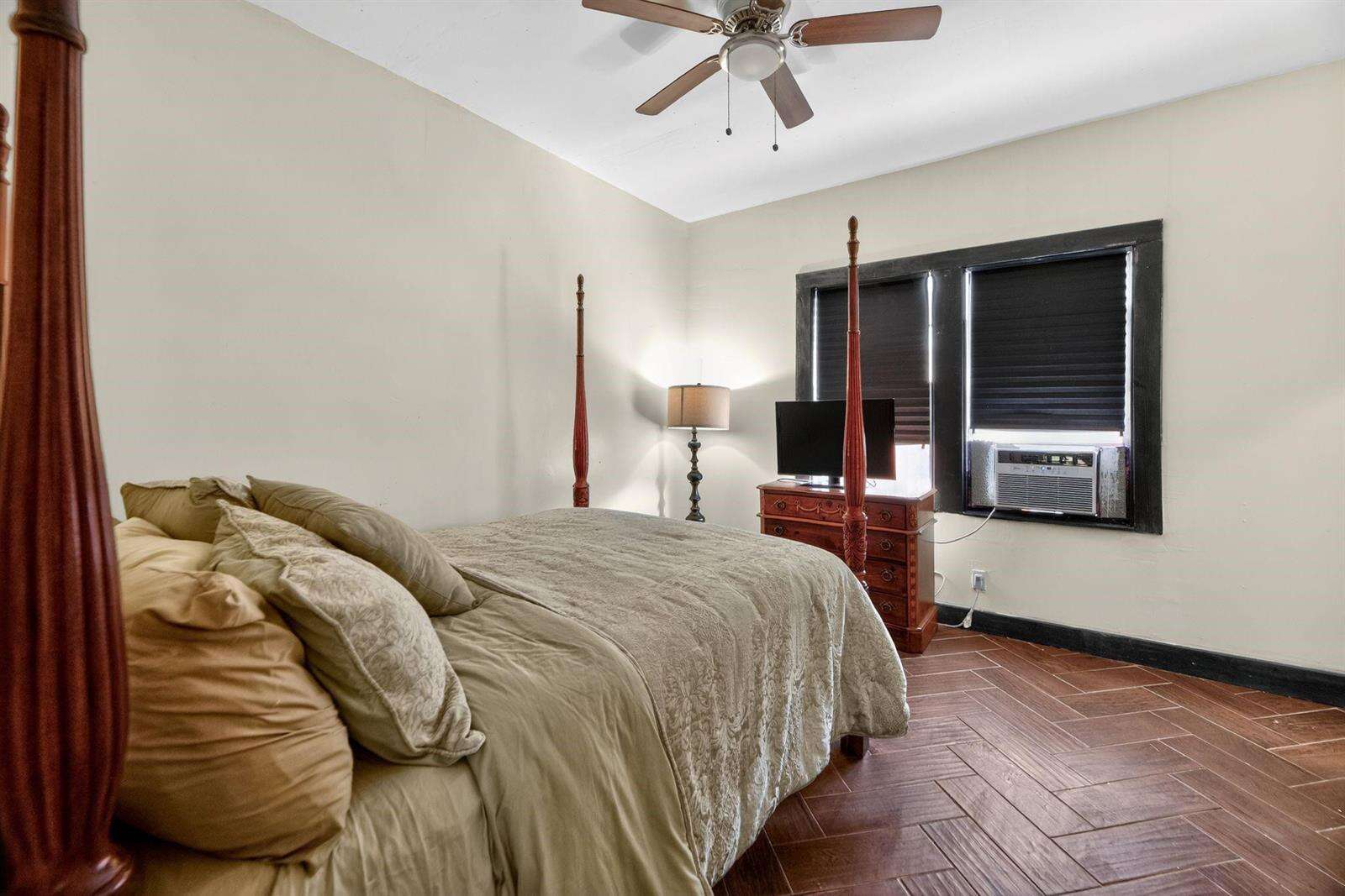1934 Washington, Hollywood, FL 33020 - For Sale photo 19