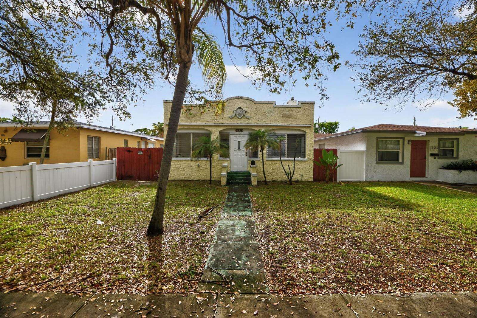 1934 Washington, Hollywood, FL 33020 - For Sale photo 3