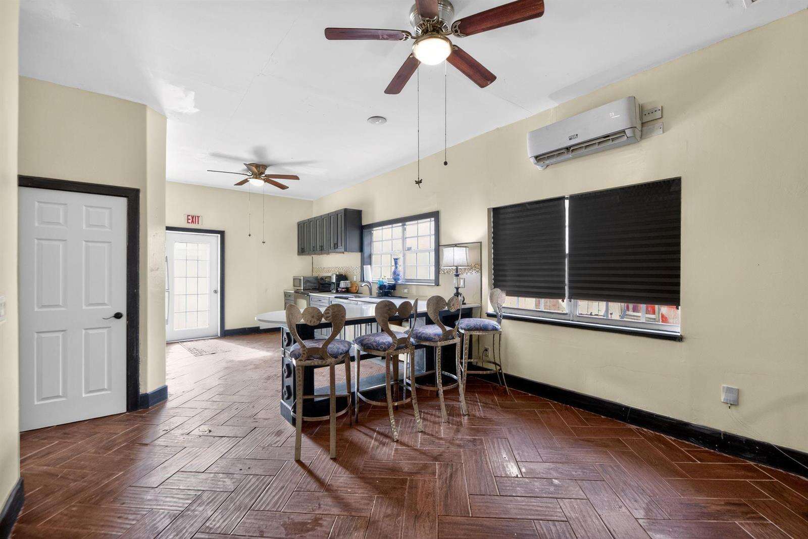 1934 Washington, Hollywood, FL 33020 - For Sale photo 9