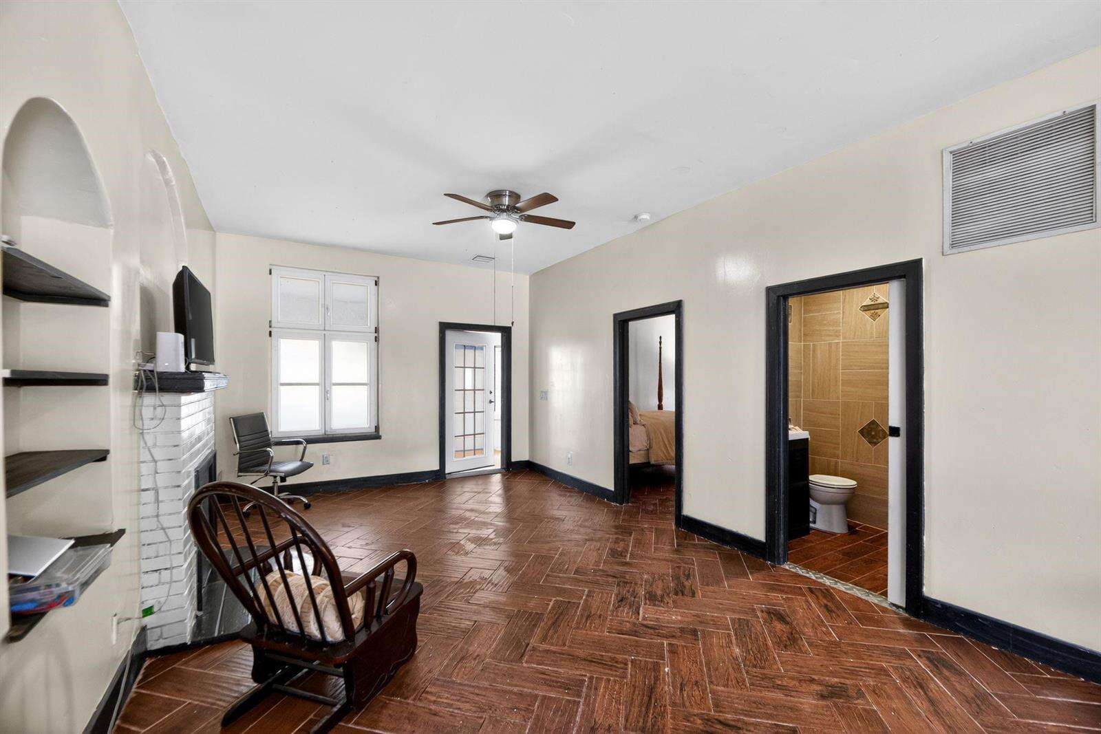 1934 Washington, Hollywood, FL 33020 - For Sale photo 10