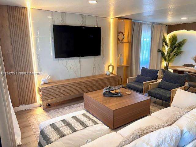 601 10th St, Hallandale Beach, FL 33009 | Picture 2