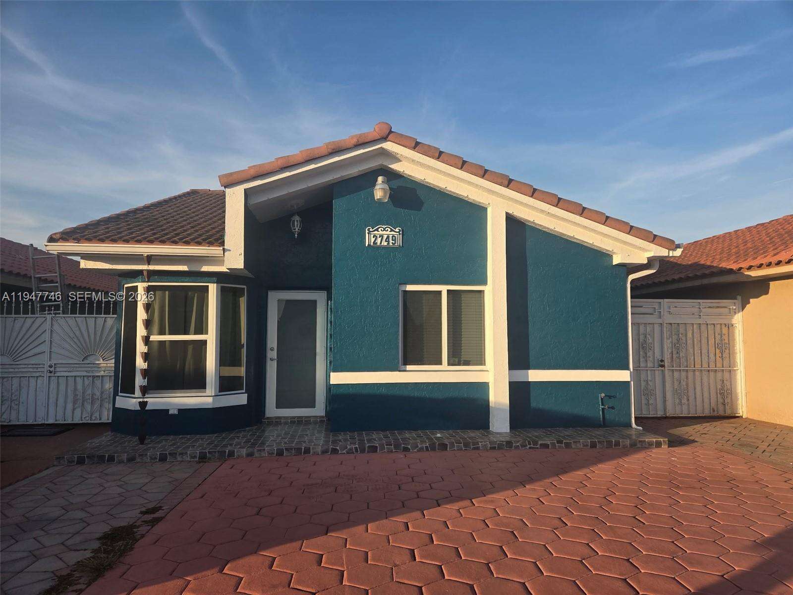 2749 73rd Pl, Hialeah, FL 33016 | Picture 1