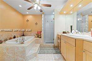 21321 25th Ct, Miami, FL 33180 | Picture 29