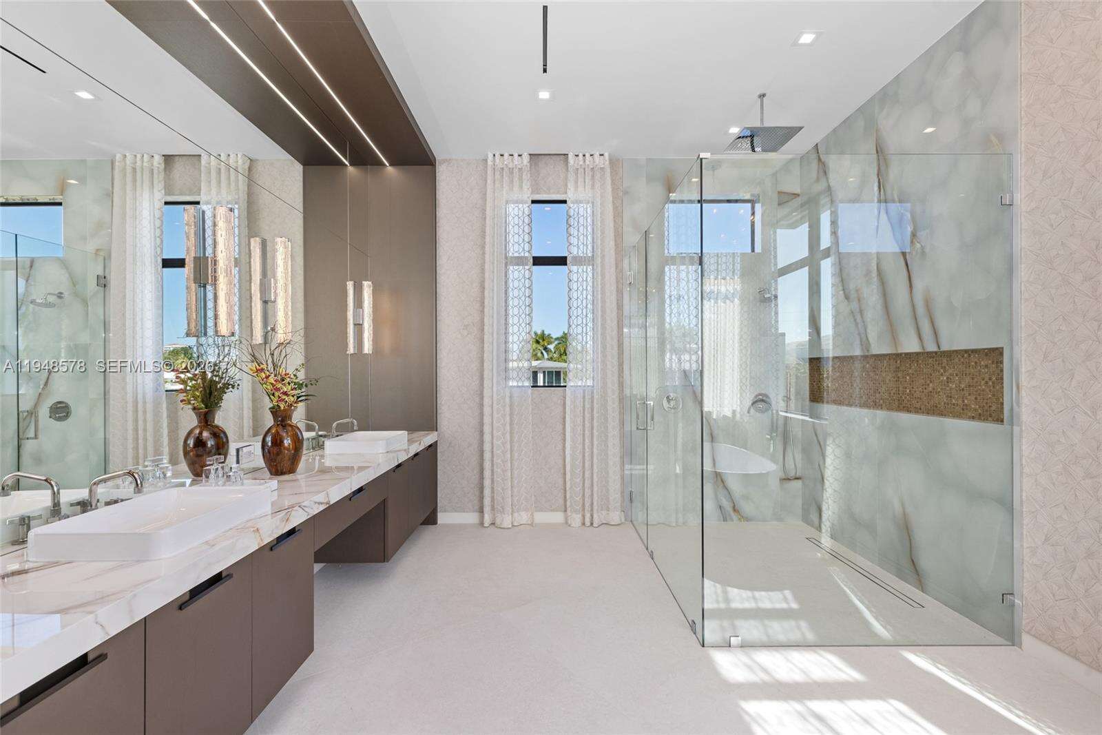 51 Isla Bahia Dr, Fort Lauderdale, FL 33316 | Picture 38