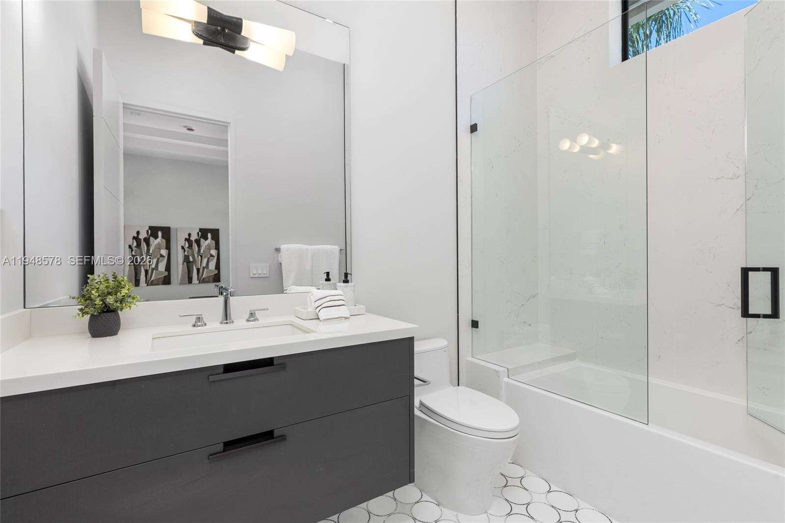 51 Isla Bahia Dr, Fort Lauderdale, FL 33316 | Picture 48