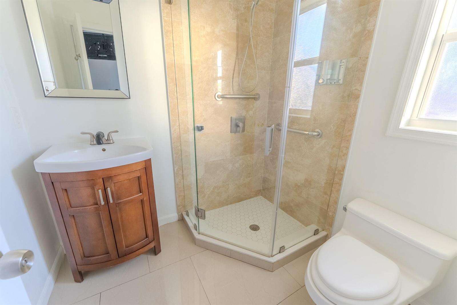 521 24th, Hollywood, FL 33020 - For Sale photo 14