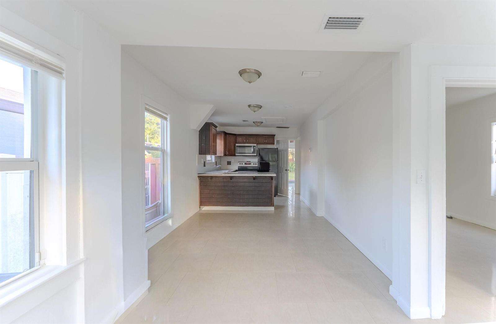 521 24th, Hollywood, FL 33020 - For Sale photo 8