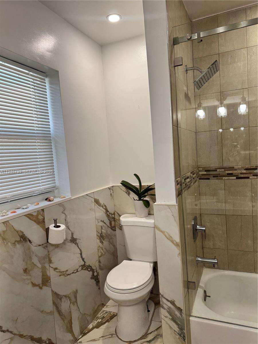 2614 Fillmore St, Hollywood, FL 33020 | Picture 17