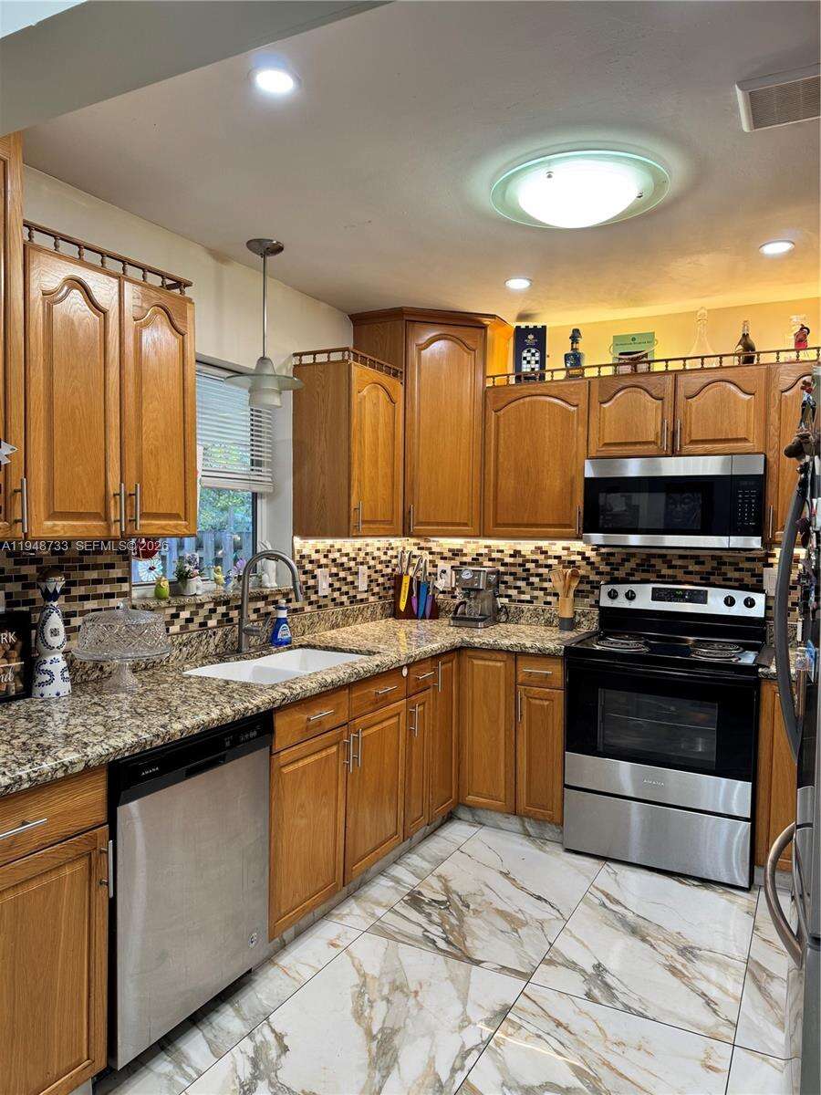 2614 Fillmore St, Hollywood, FL 33020 | Picture 20