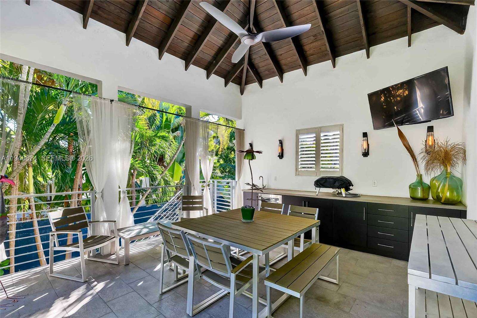 1680 Onaway Dr, Coconut Grove, FL 33133 | Picture 13