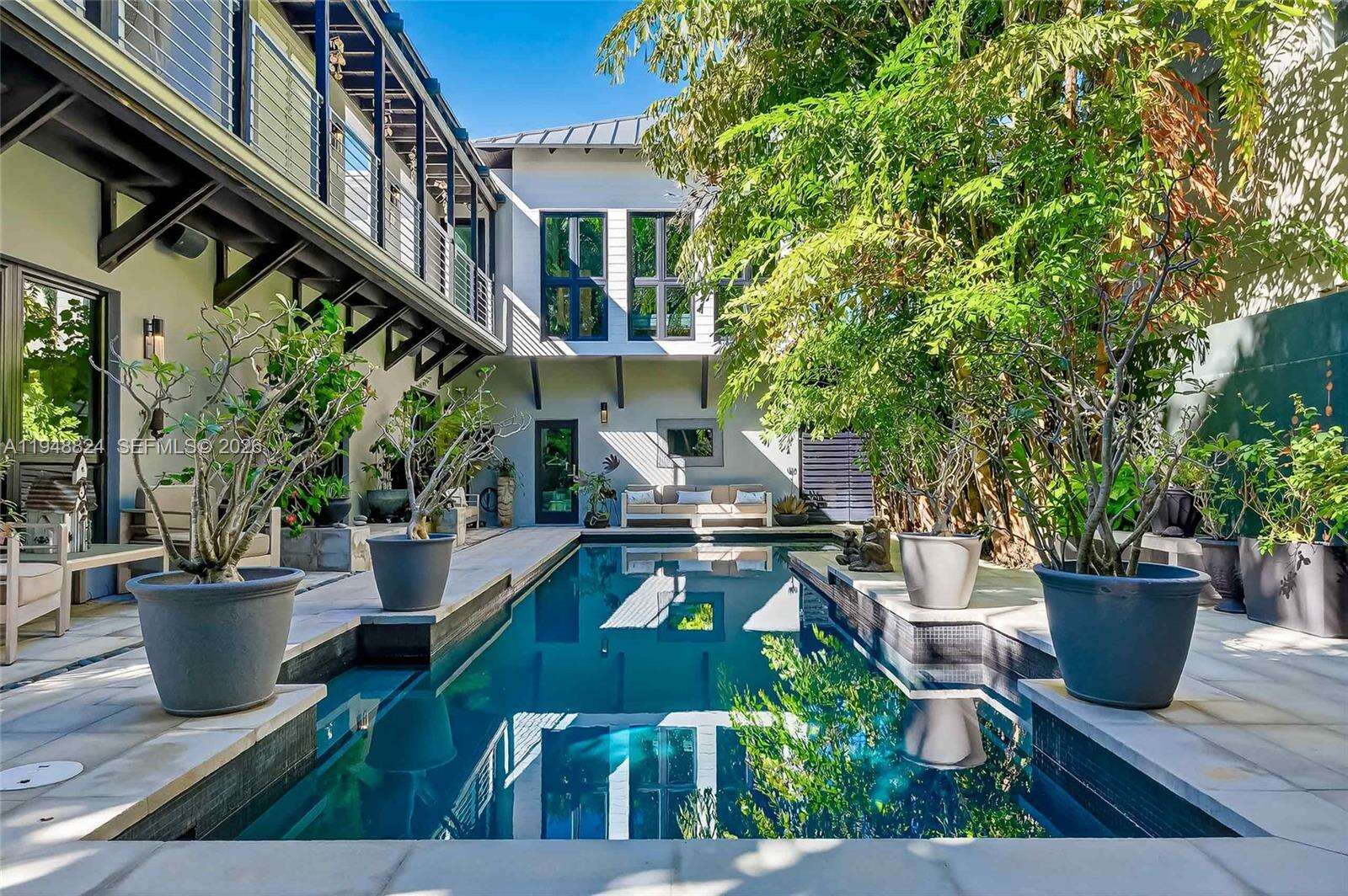 1680 Onaway Dr, Coconut Grove, FL 33133 | Picture 25