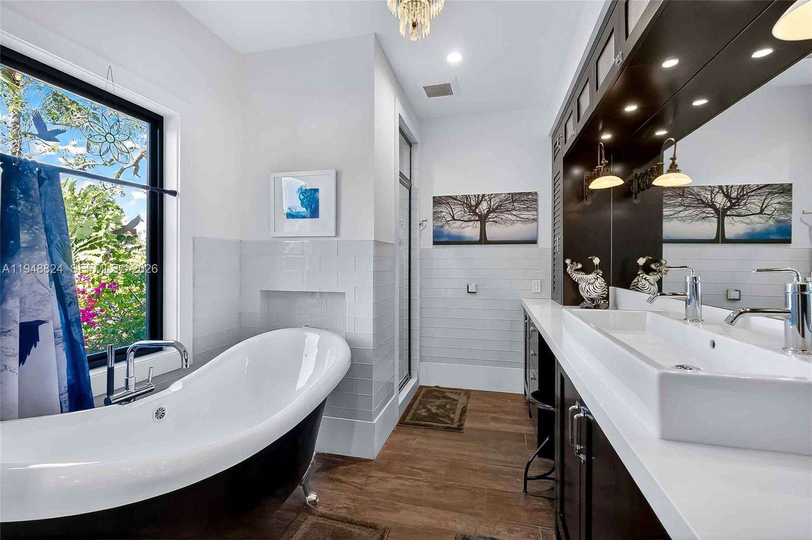 1680 Onaway Dr, Coconut Grove, FL 33133 | Picture 27