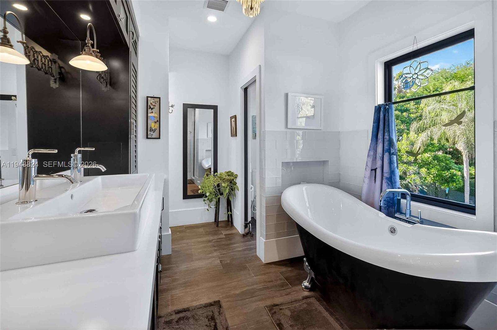 1680 Onaway Dr, Coconut Grove, FL 33133 | Picture 28