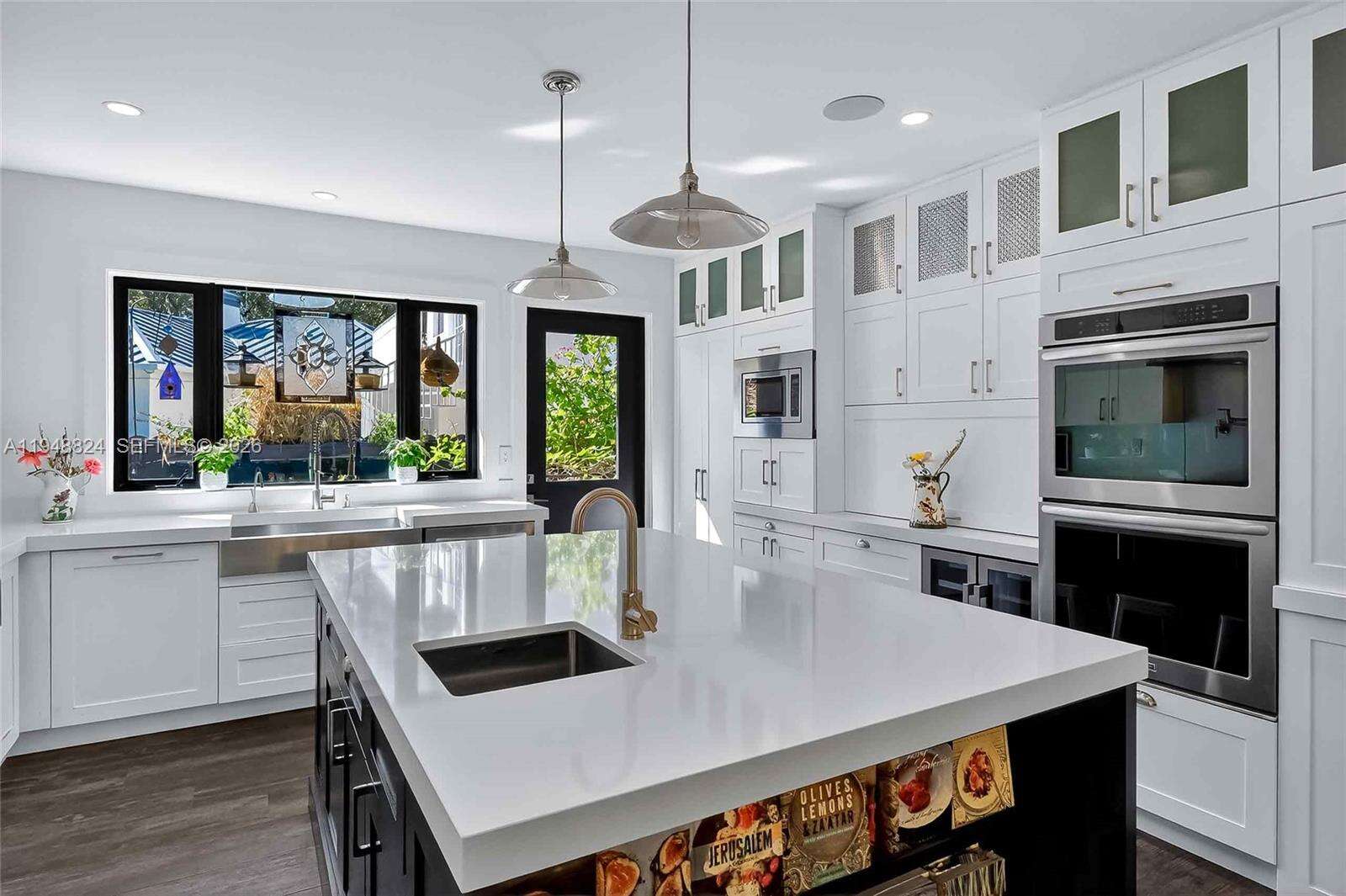 1680 Onaway Dr, Coconut Grove, FL 33133 | Picture 5