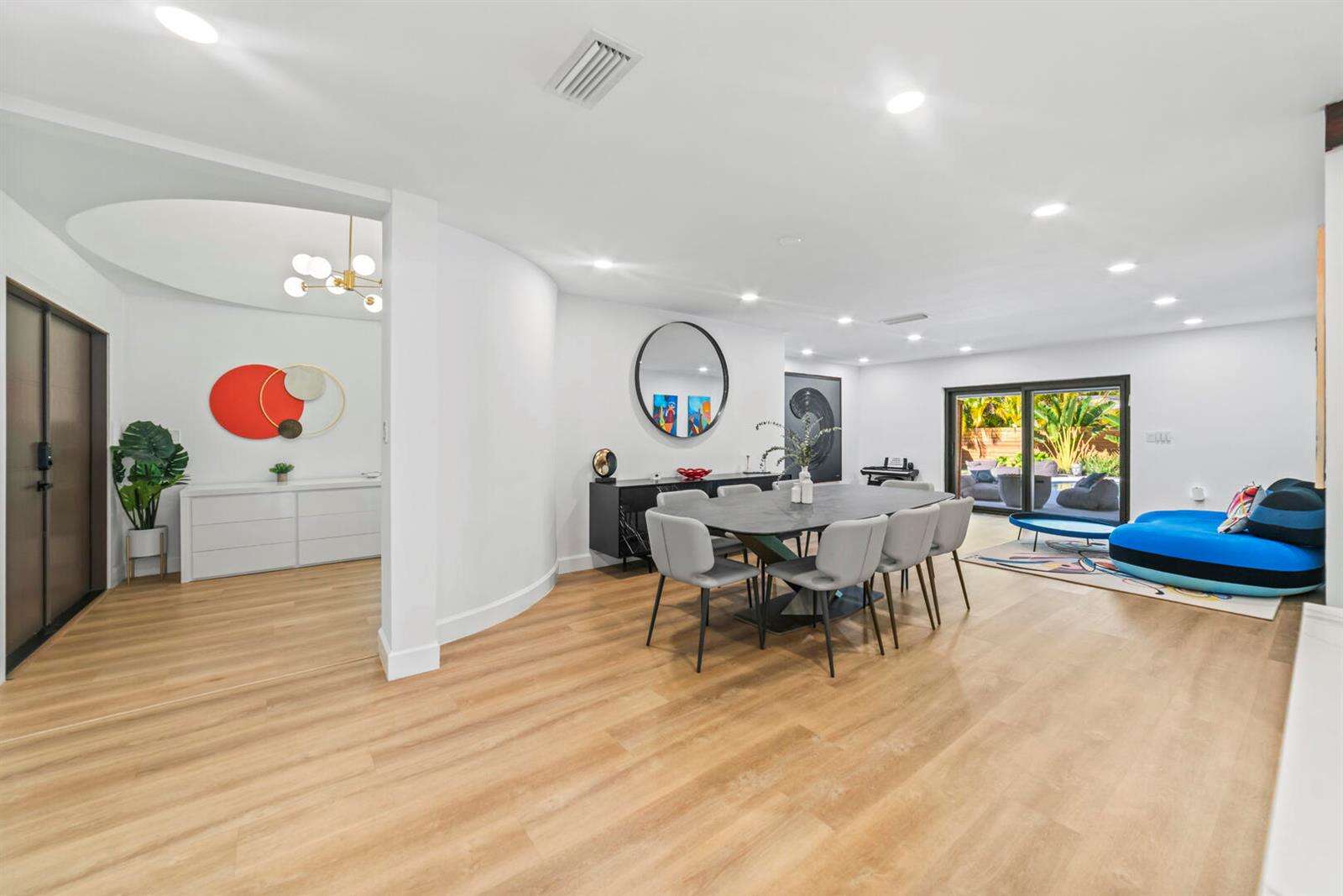 2451 199th, Miami, FL 33180 - For Sale photo 20