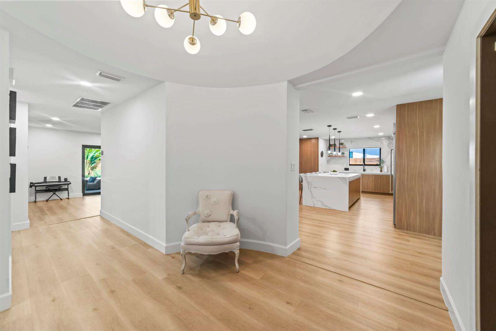 2451 199th, Miami, FL 33180 - For Sale photo 22