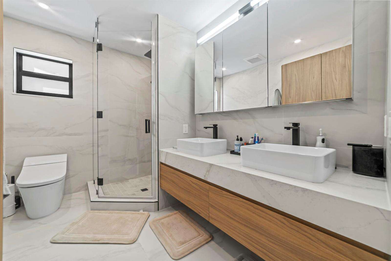 2451 199th, Miami, FL 33180 - For Sale photo 27