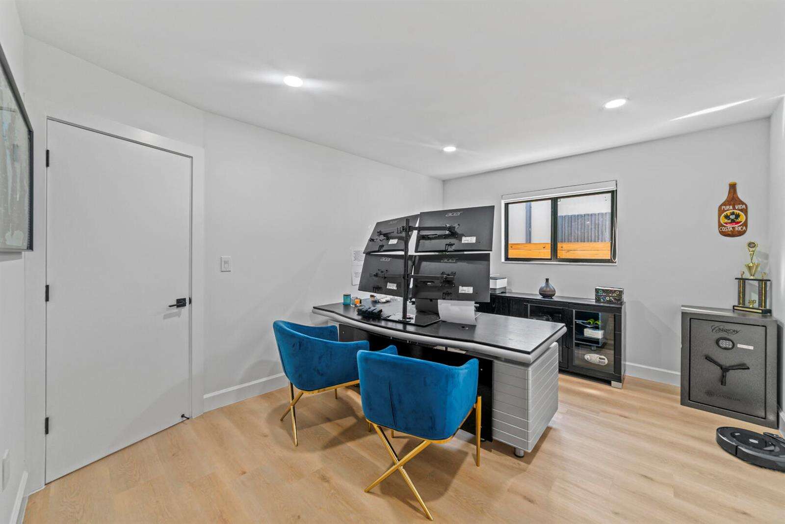 2451 199th, Miami, FL 33180 - For Sale photo 29