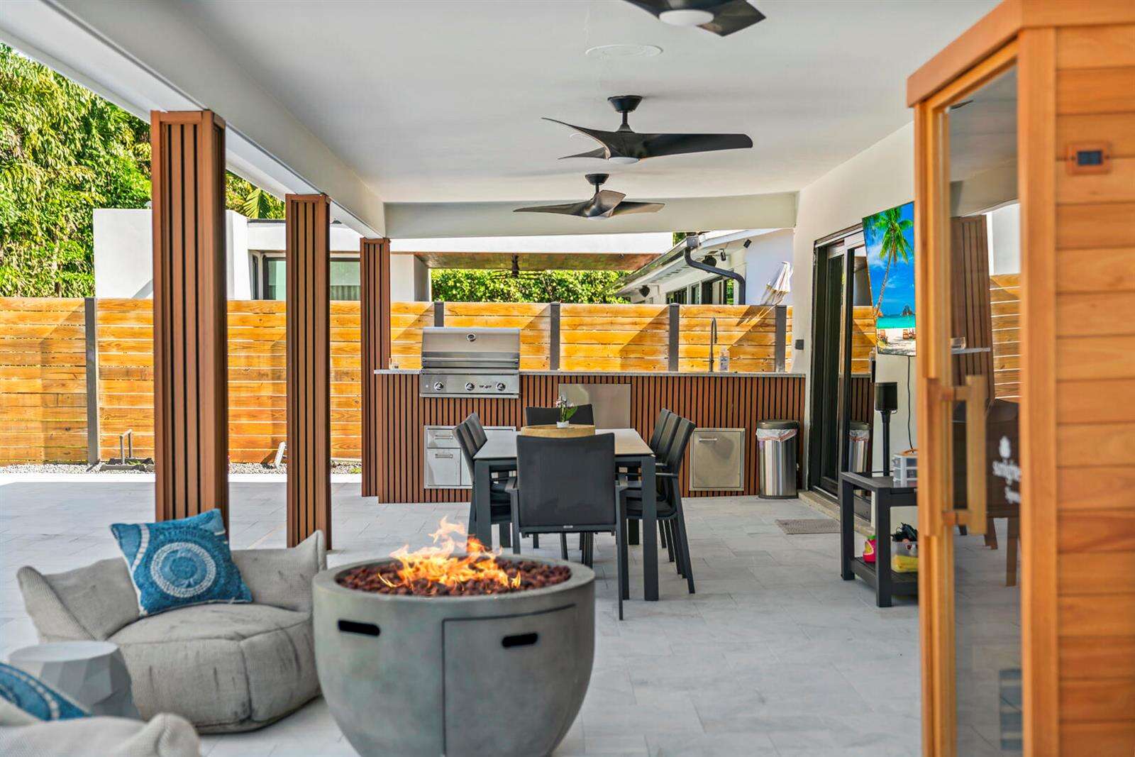 2451 199th, Miami, FL 33180 - For Sale photo 41