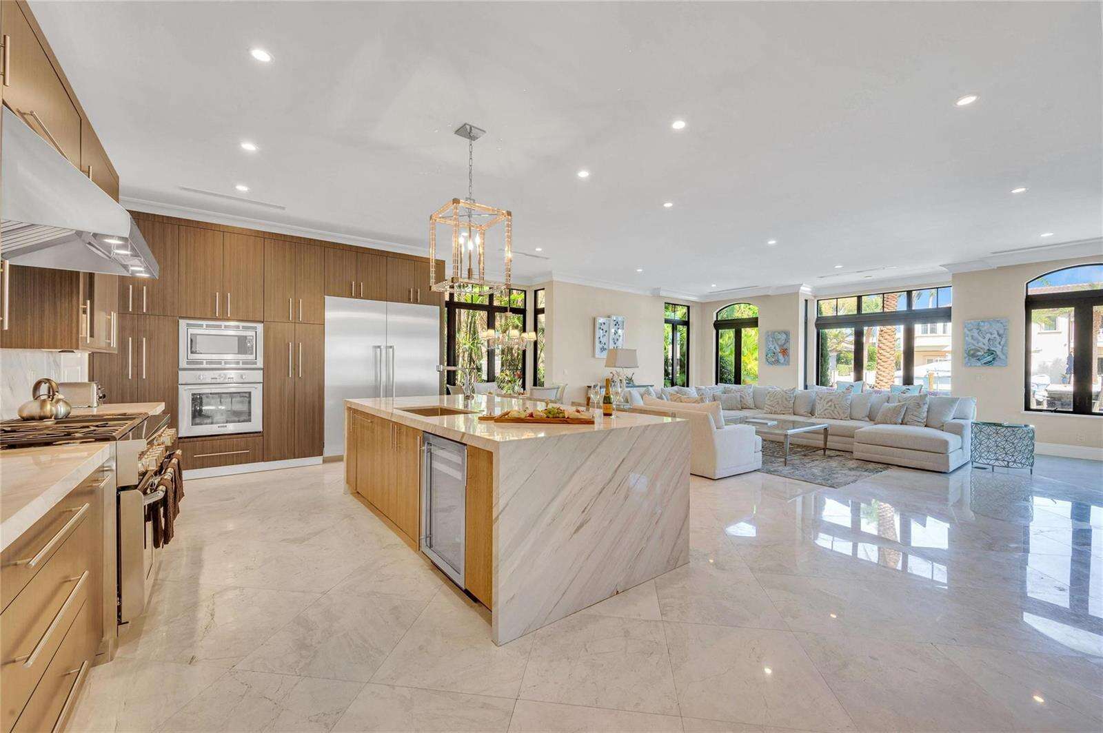156 Fiesta, Fort Lauderdale, FL 33301 - For Sale photo 12