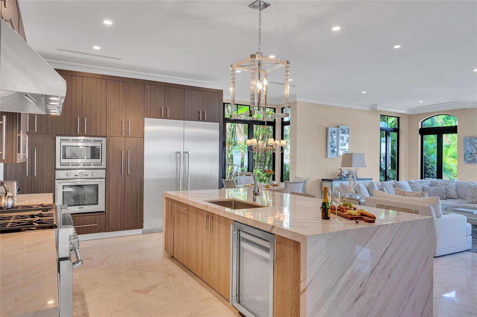 156 Fiesta, Fort Lauderdale, FL 33301 - For Sale photo 16