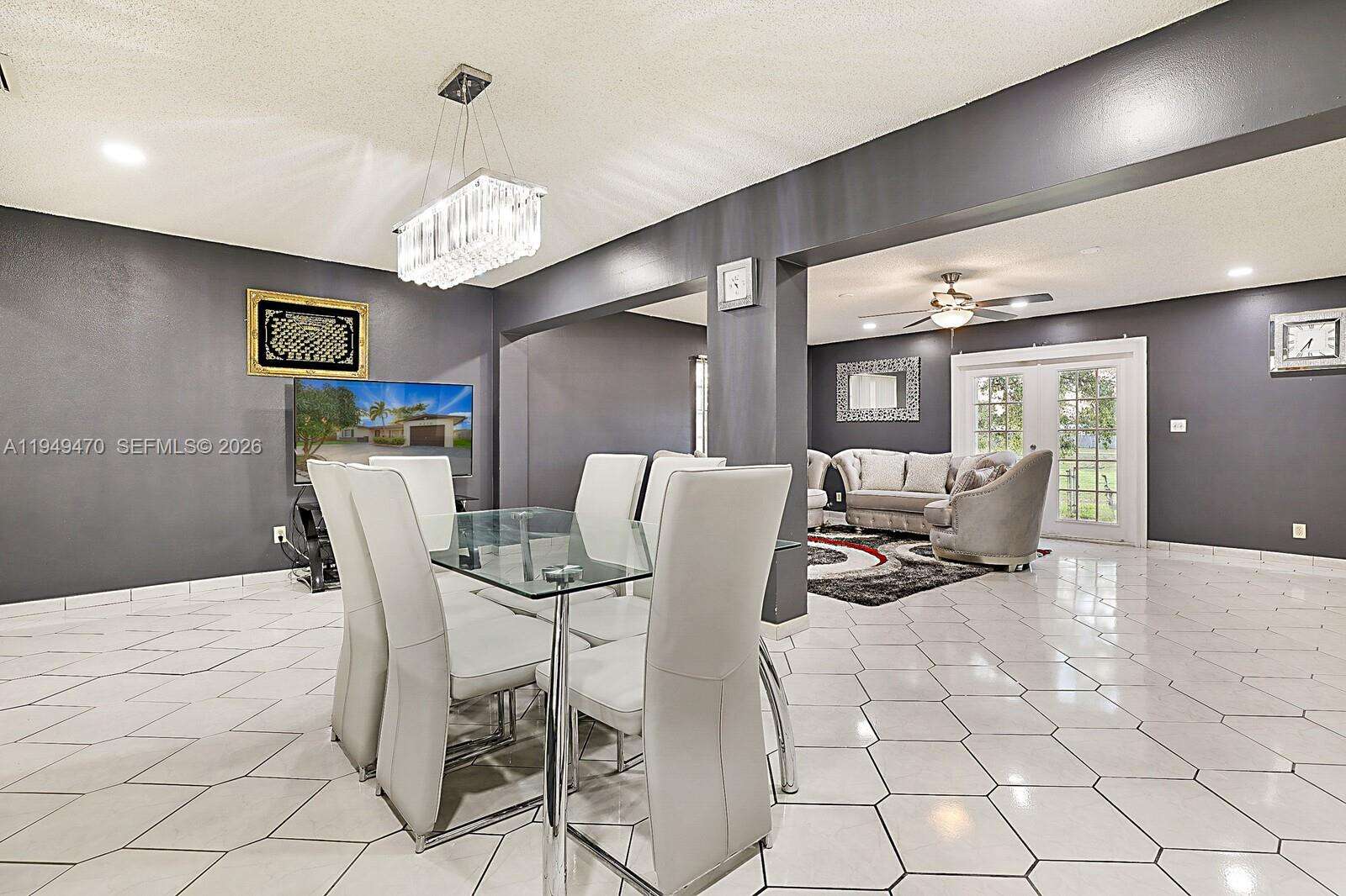 2210 91st Ter, Pembroke Pines, FL 33024 - For Sale photo 13