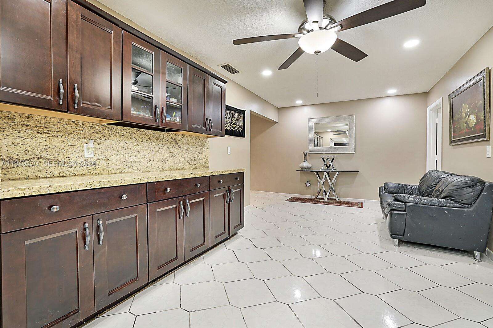 2210 91st Ter, Pembroke Pines, FL 33024 - For Sale photo 20