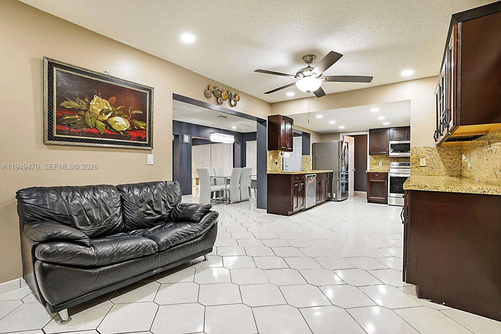 2210 91st Ter, Pembroke Pines, FL 33024 - For Sale photo 22