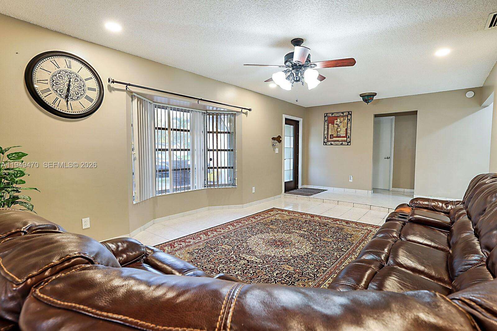 2210 91st Ter, Pembroke Pines, FL 33024 - For Sale photo 7