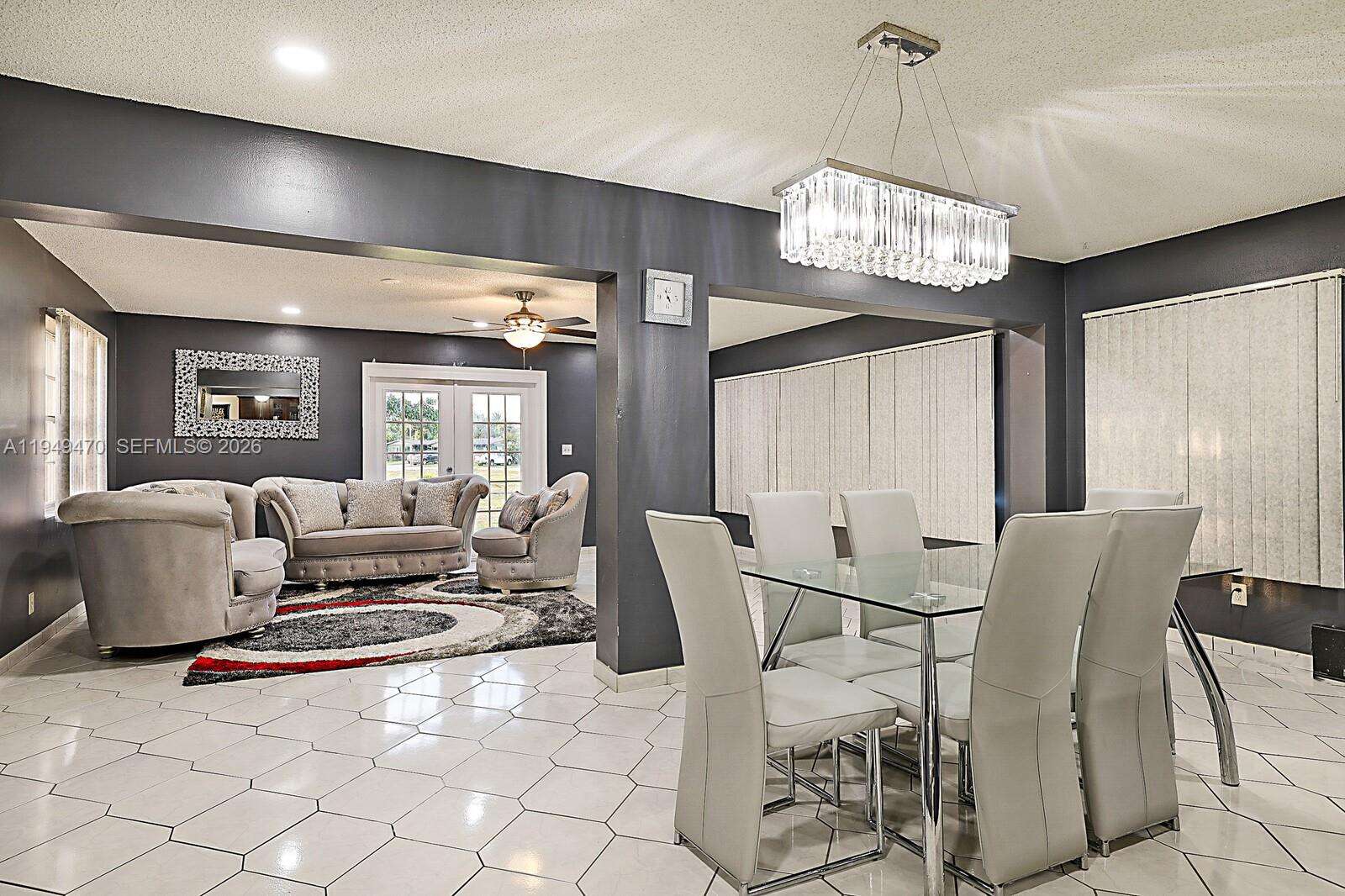 2210 91st Ter, Pembroke Pines, FL 33024 - For Sale photo 9