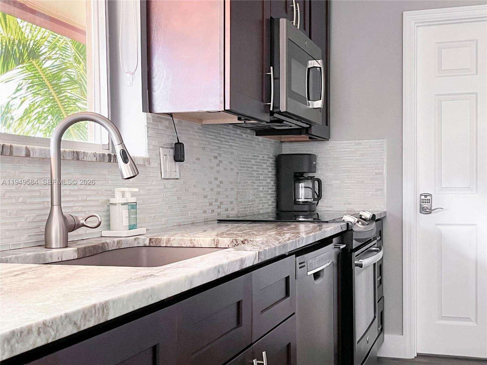 3390 21st St, Fort Lauderdale, FL 33312 | Picture 60