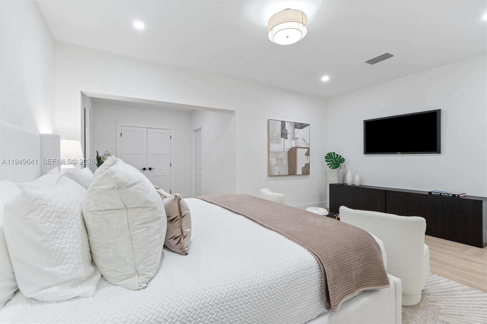 420 55th Ter, Miami, FL 33137 | Picture 11