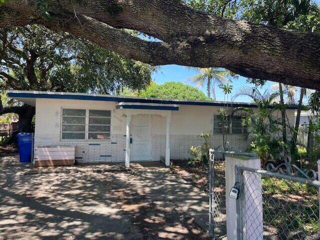 6309 Hayes, Hollywood, FL 33024 - For Sale photo 5