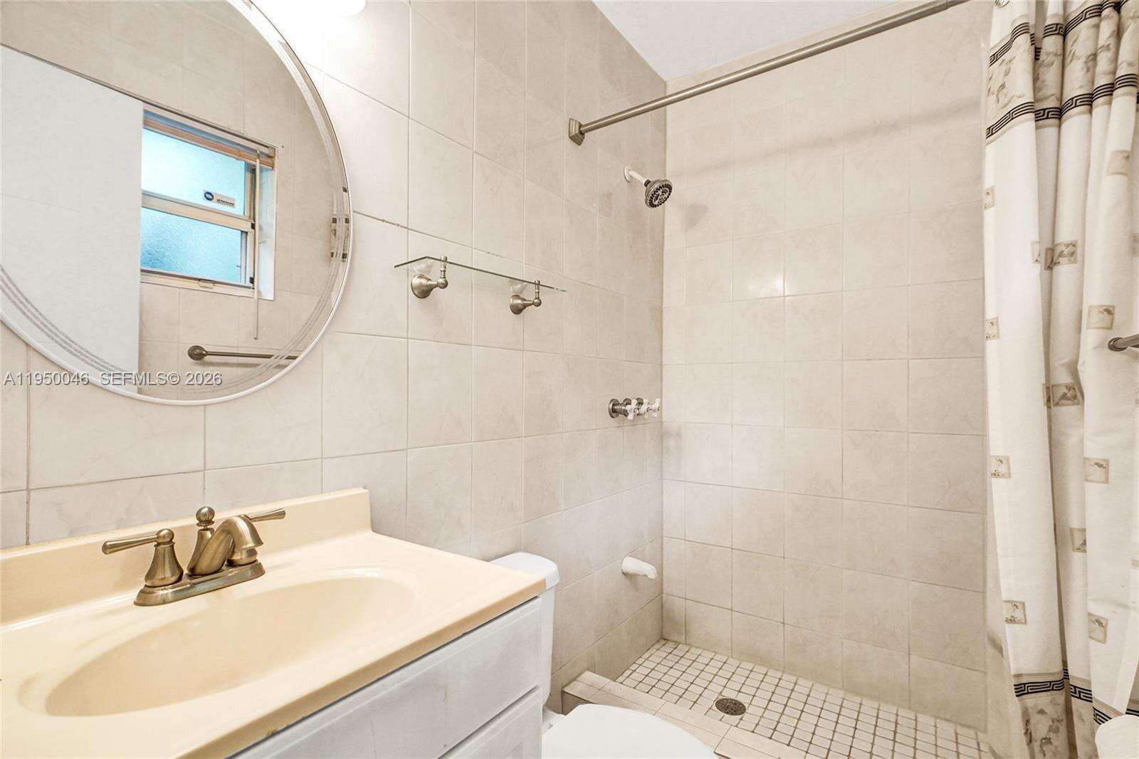 21120 24th Ct, Miami, FL 33180 | Picture 39