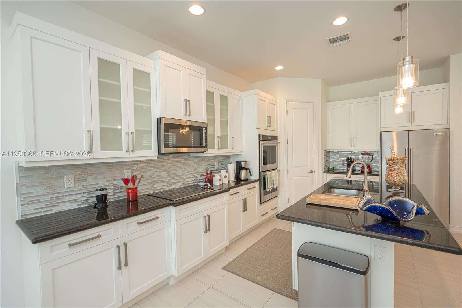 11824 13th Ct, Pembroke Pines, FL 33025 - For Sale photo 1