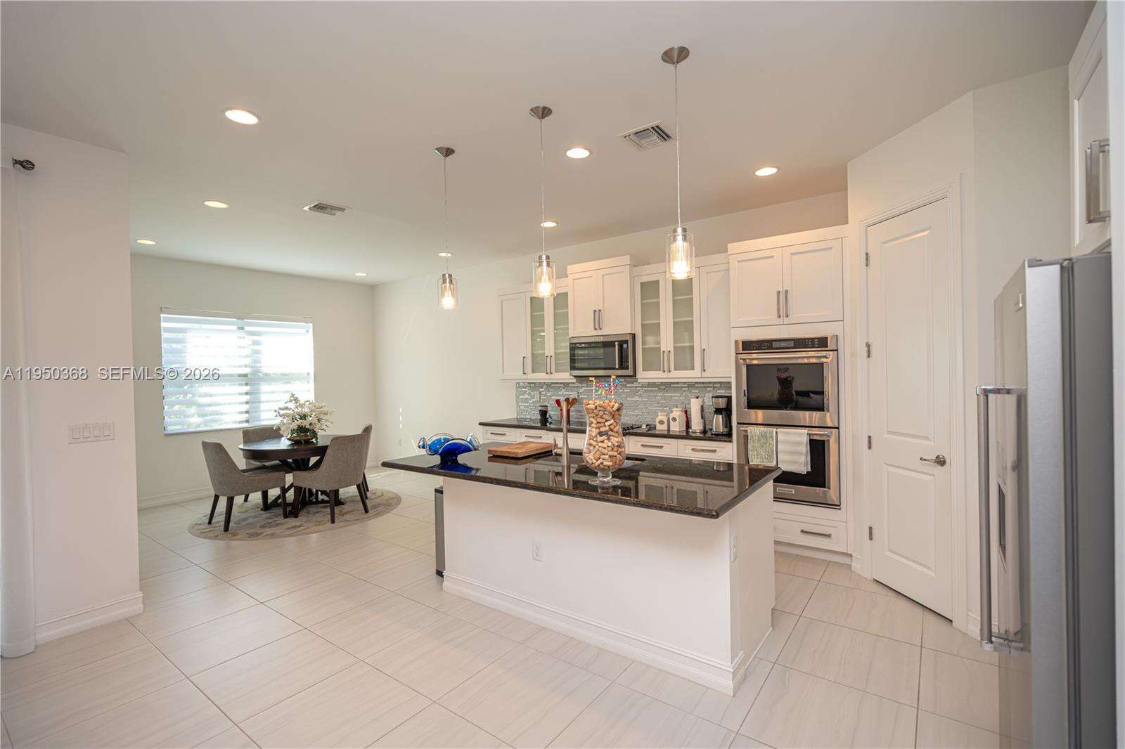 11824 13th Ct, Pembroke Pines, FL 33025 - For Sale photo 11