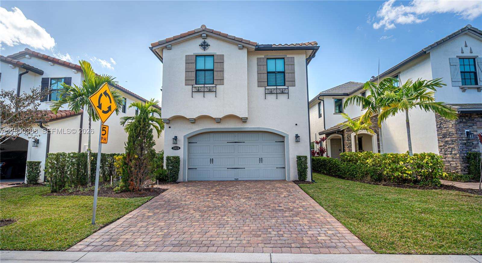 11824 13th Ct, Pembroke Pines, FL 33025 - For Sale photo 15