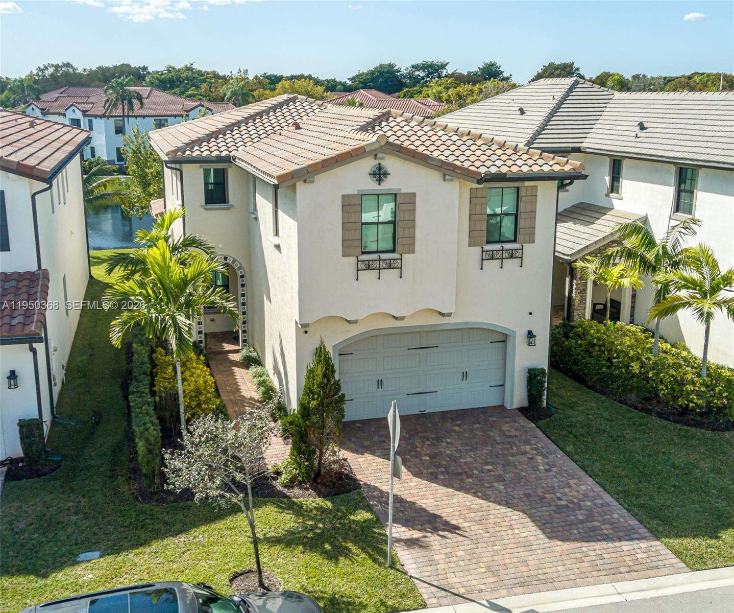 11824 13th Ct, Pembroke Pines, FL 33025 - For Sale photo 17