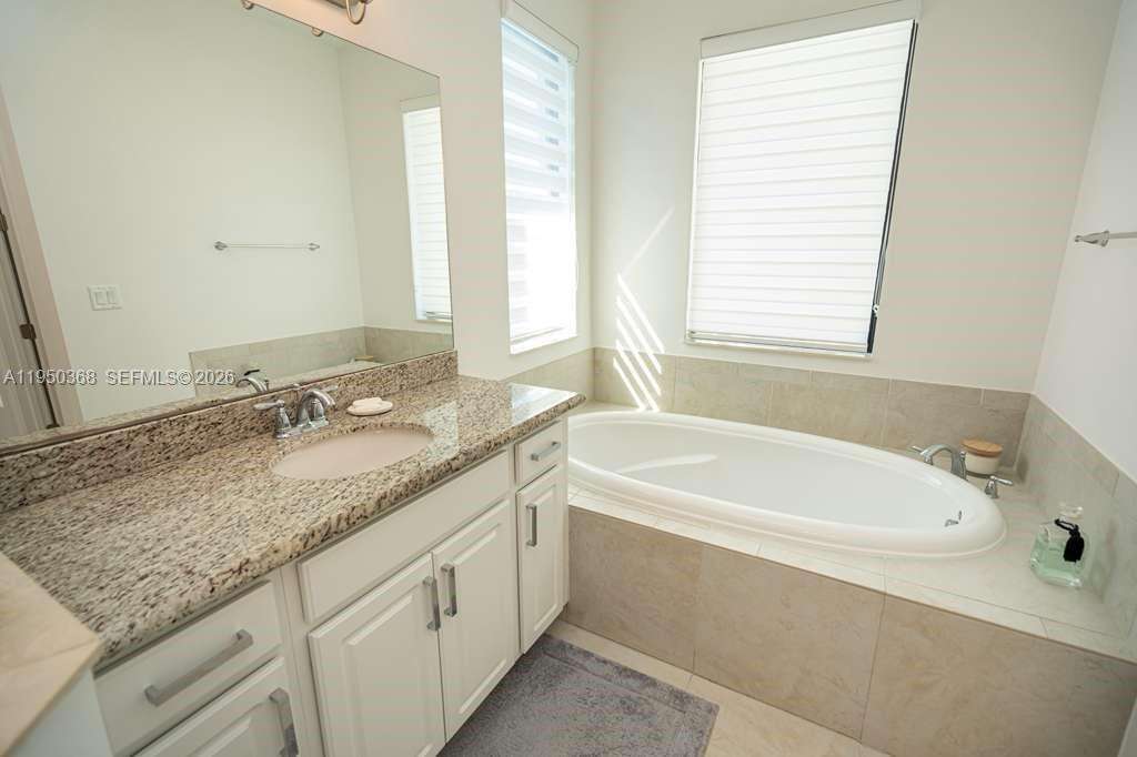 11824 13th Ct, Pembroke Pines, FL 33025 - For Sale photo 64
