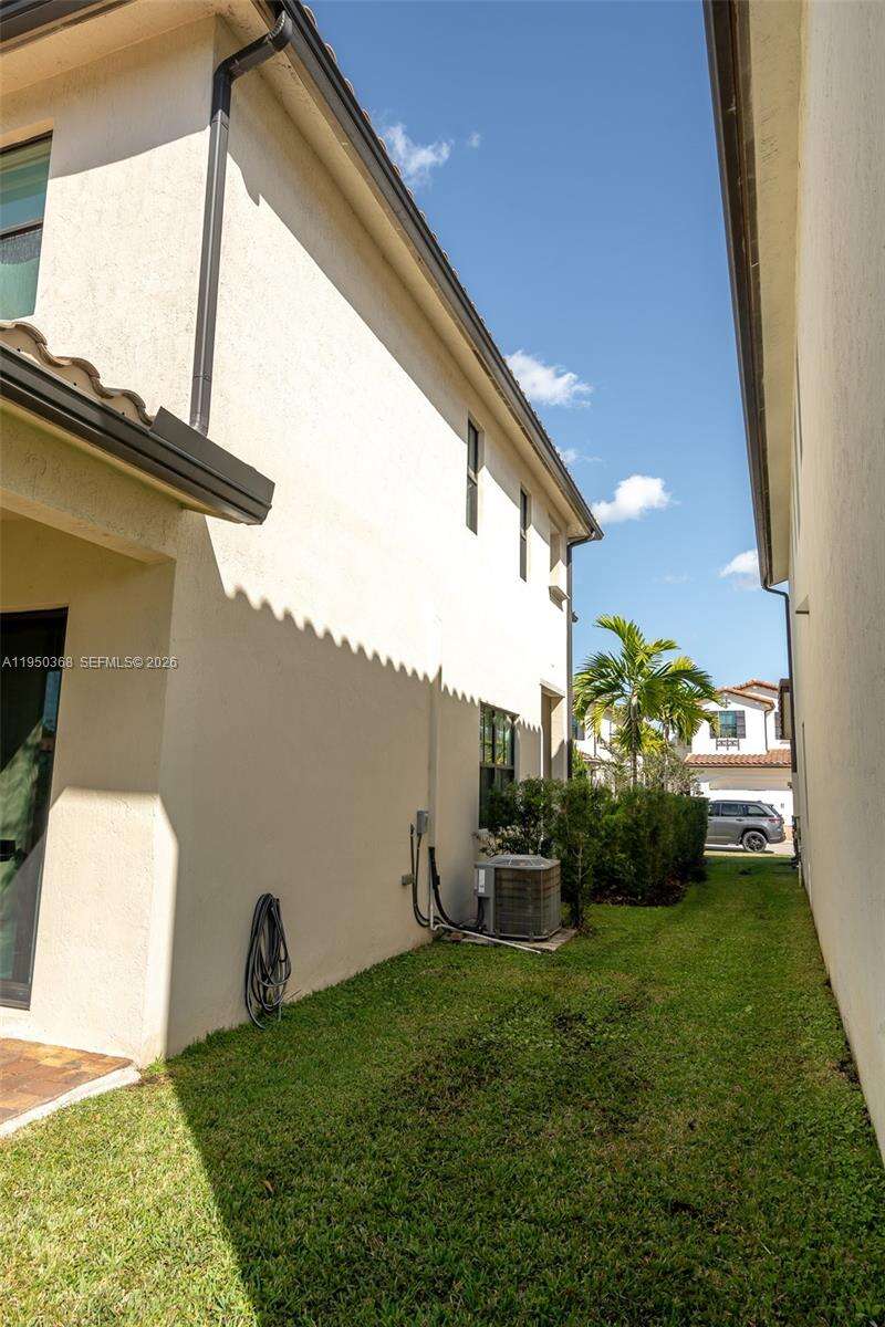 11824 13th Ct, Pembroke Pines, FL 33025 - For Sale photo 70