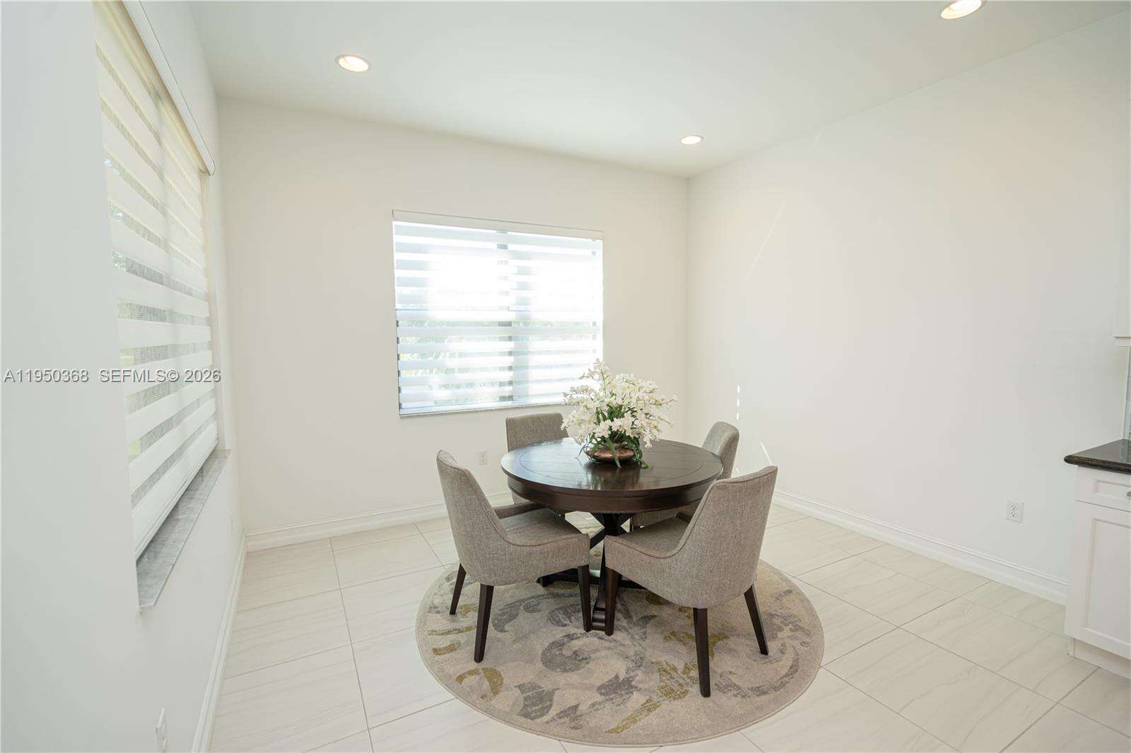 11824 13th Ct, Pembroke Pines, FL 33025 - For Sale photo 8