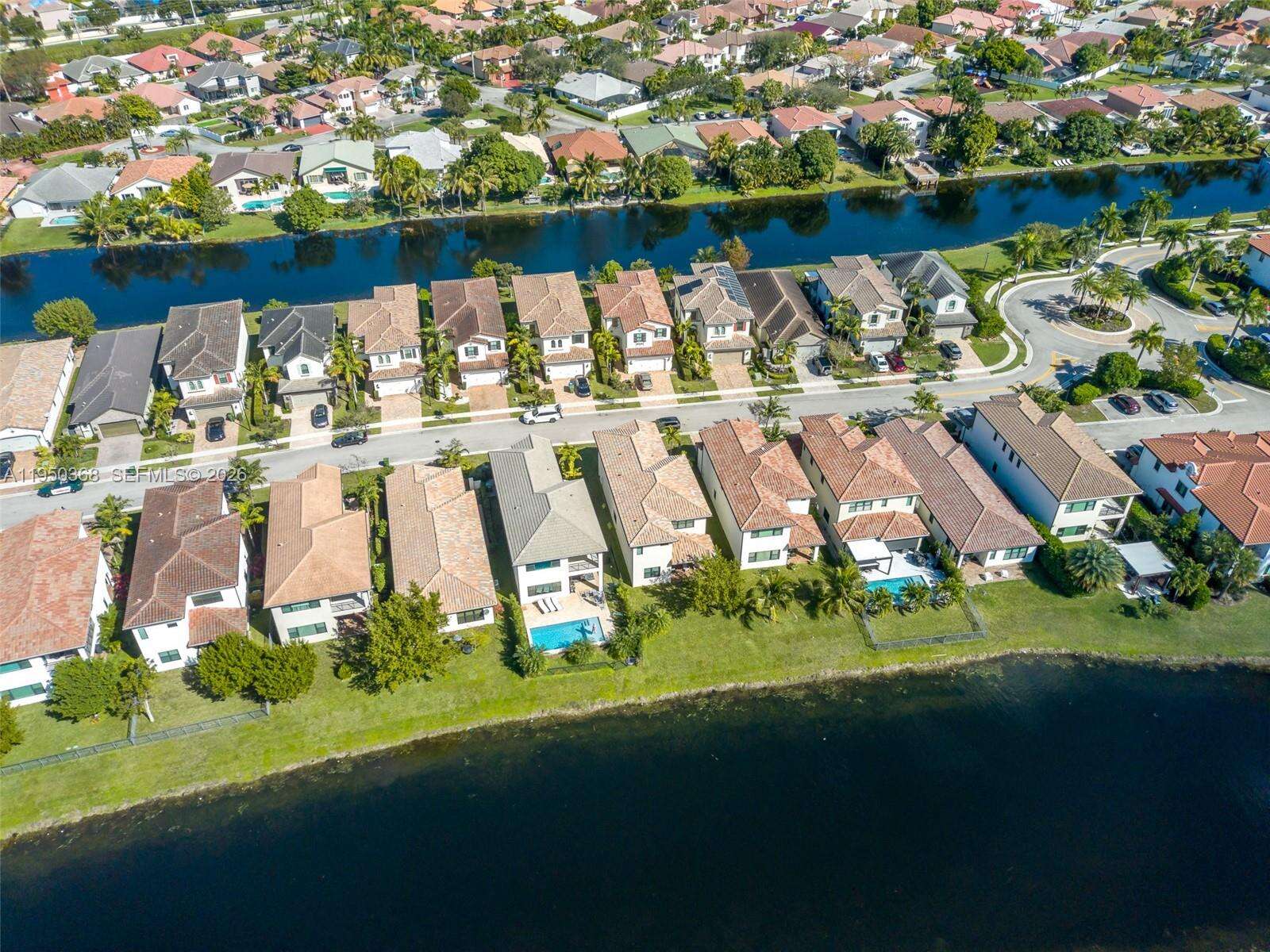11824 13th Ct, Pembroke Pines, FL 33025 - For Sale photo 94
