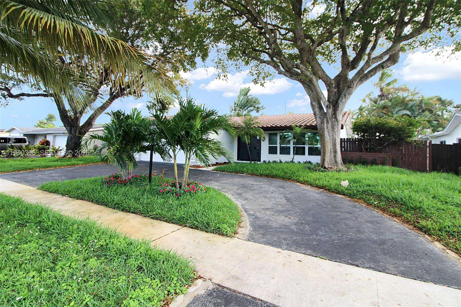 5300 Adams St, Hollywood, FL 33021 | Picture 2