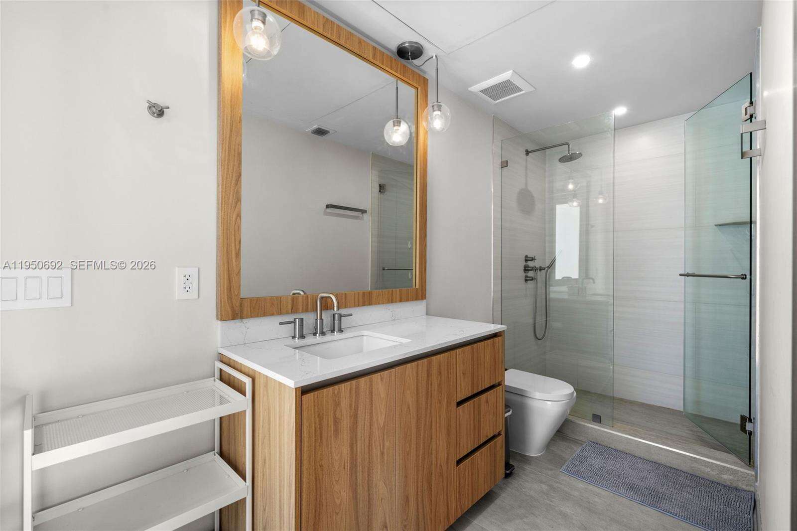 7770 Hawthorne Ave, Miami Beach, FL 33141 | Picture 15