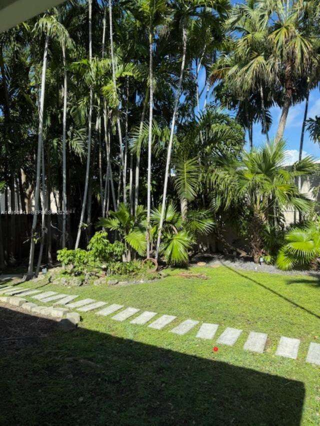 1643 Nethia Dr, Miami, FL 33133 | Picture 32