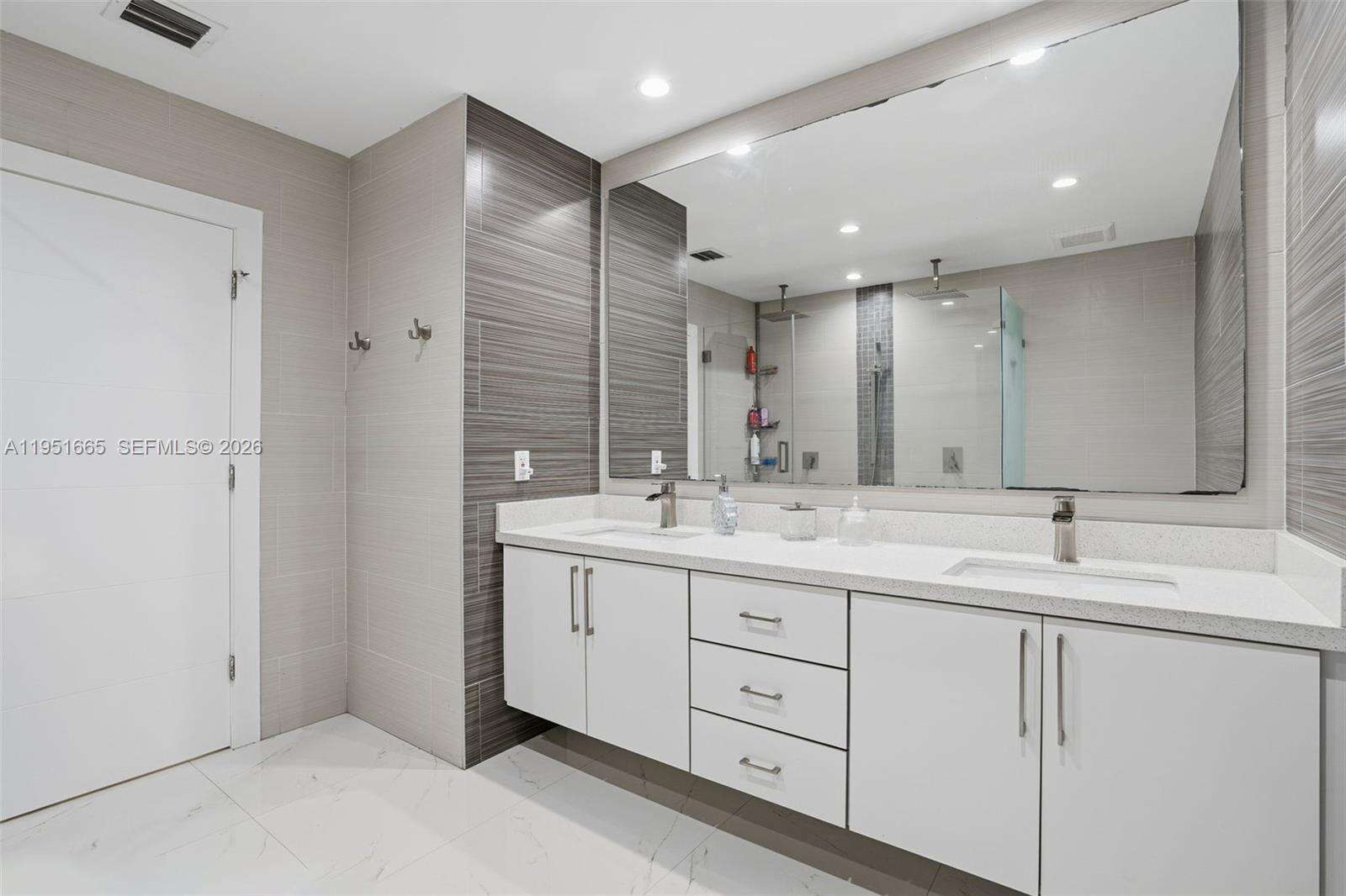 2918 Cleveland St, Hollywood, FL 33020 | Picture 28