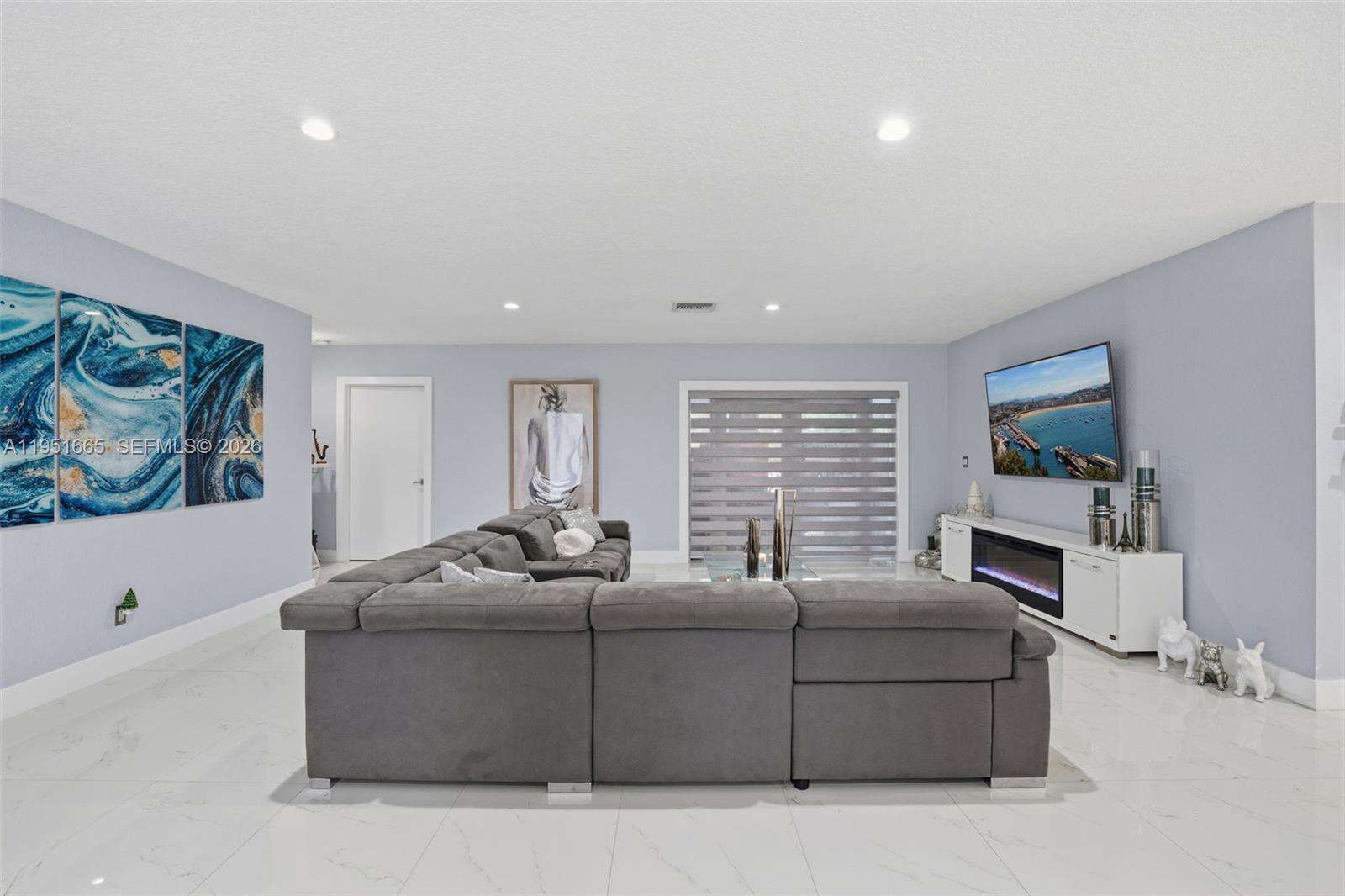 2918 Cleveland St, Hollywood, FL 33020 | Picture 6