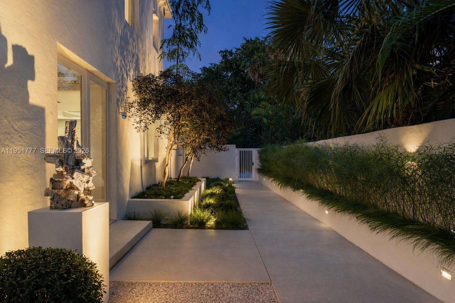 3325 Pine Tree Dr, Miami Beach, FL 33140 | Picture 16